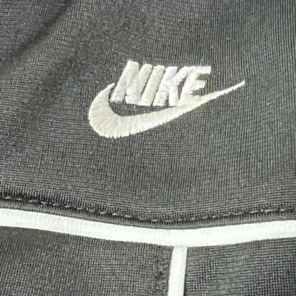 Nike Y2K Athletic Track Jacket Black And White Sz XL Vintage Activewear Running - Picture 4 of 7